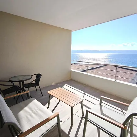 With Sea View And Pool Ideally Located Апартаменти Аяччо
